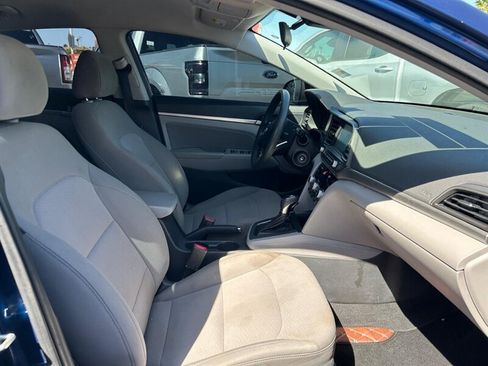 Used 2020 Hyundai Elantra SEL FWD image 24