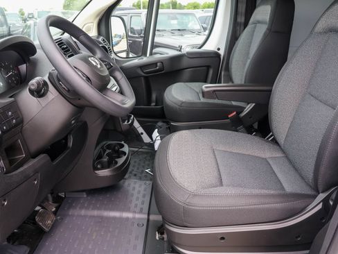 New 2026 RAM ProMaster 3500 w/ Convenience Group FWD image 4
