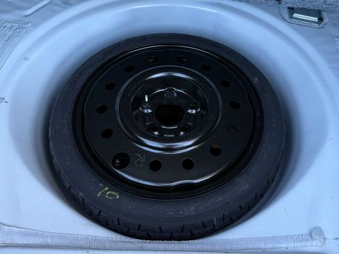 Used 2016 Chevrolet Impala Limited LS FWD image 23
