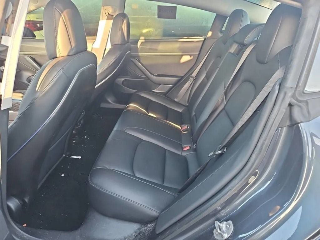 Used 2020 Tesla Model 3 Standard Range Plus RWD image 8