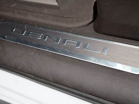Used 2022 GMC Sierra 2500 Denali AWD/4WD image 58