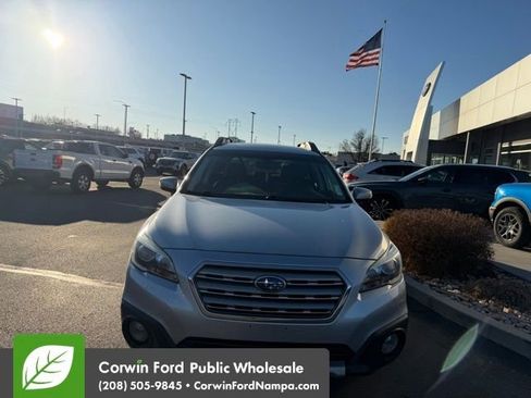 Used 2016 Subaru Outback 2.5i Limited image 2