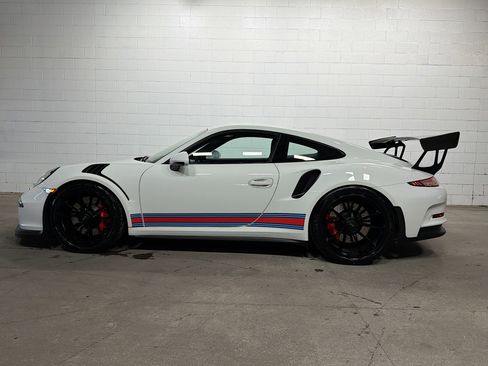 Used 2016 Porsche 911 GT3 RS image 2