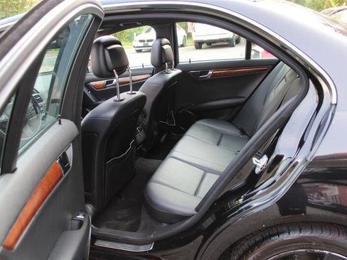 Used 2011 Mercedes-Benz C 300 4MATIC Sedan image 22