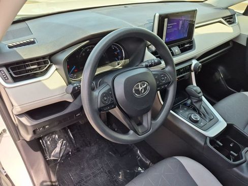 Used 2023 Toyota RAV4 XLE w/ Convenience Package AWD/4WD image 11