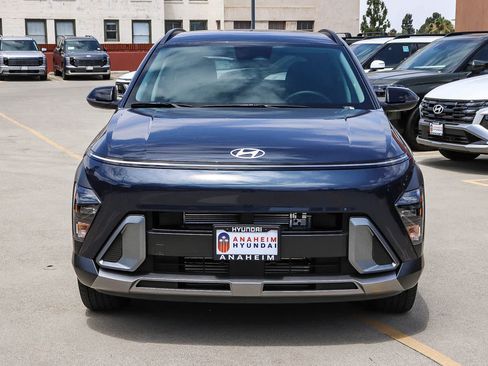 New 2026 Hyundai Kona SEL Premium FWD image 2