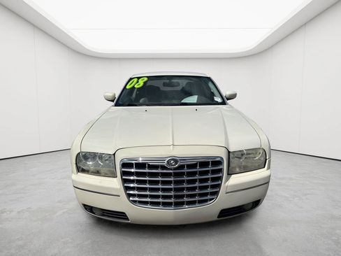 Used 2008 Chrysler 300 Touring RWD image 7