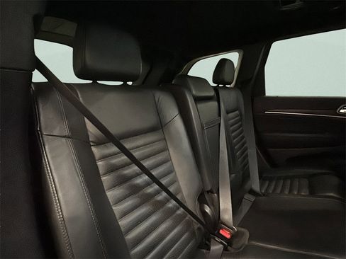 Used 2020 Jeep Grand Cherokee Limited X image 15