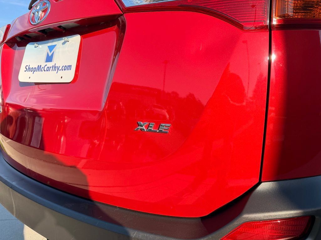 Used 2015 Toyota RAV4 XLE FWD image 30