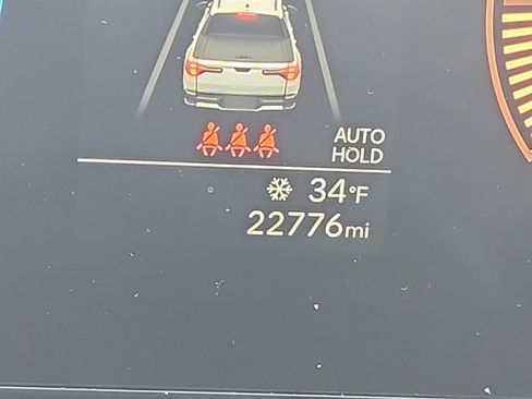 Certified 2025 Hyundai Santa Cruz SEL image 12