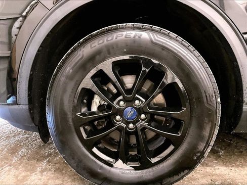 Used 2020 Ford Escape SE AWD/4WD image 8