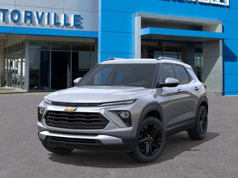 New 2026 Chevrolet TrailBlazer LT w/ Midnight Edition FWD image 6