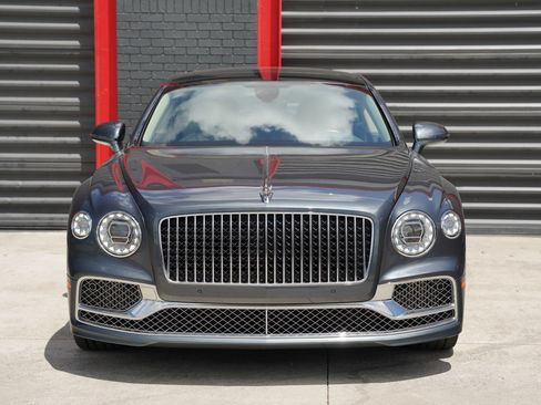 Used 2020 Bentley Flying Spur W12 AWD/4WD image 2