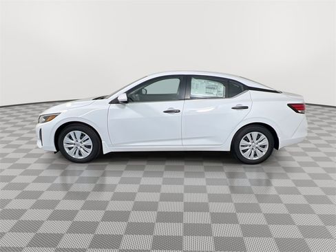 New 2025 Nissan Sentra S image 5