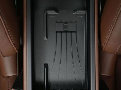 Certified 2025 Porsche 911 Carrera 4 GTS AWD/4WD image 21