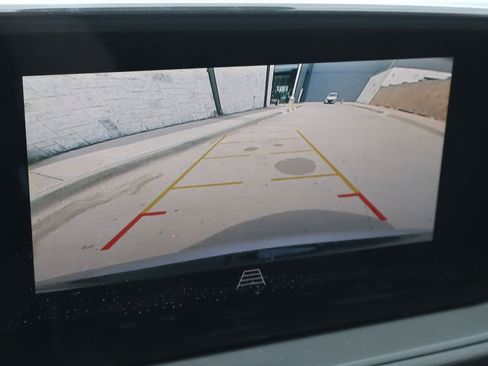 Used 2025 Buick Envista Sport Touring FWD image 7