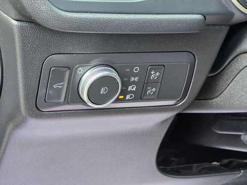 Used 2022 Ford Escape SEL w/ Technology Package image 8