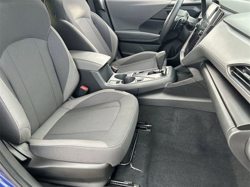 Used 2025 Subaru Crosstrek 2.0i Premium image 7