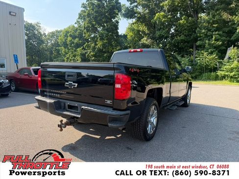 Used 2018 Chevrolet Silverado 1500 Custom w/ Custom Convenience Package AWD/4WD image 10