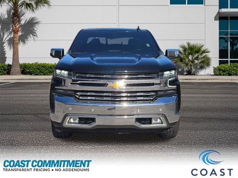 Used 2019 Chevrolet Silverado 1500 LTZ w/ LTZ Convenience Package AWD/4WD image 2