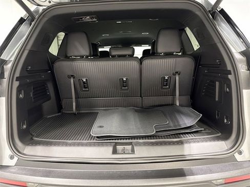 New 2026 GMC Acadia Elevation w/ Black Edition image 15