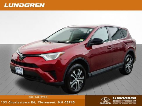 Used 2018 Toyota RAV4 LE w/ All Weather Liner Package AWD/4WD image 32