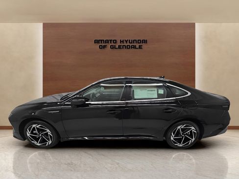 New 2026 Hyundai Sonata SEL FWD image 3