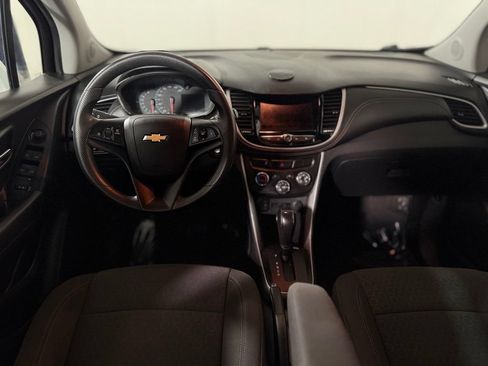 Used 2020 Chevrolet Trax LS w/ Tint and Cruise Package FWD image 13