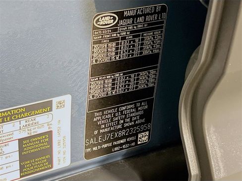 Used 2024 Land Rover Defender 110 S image 34