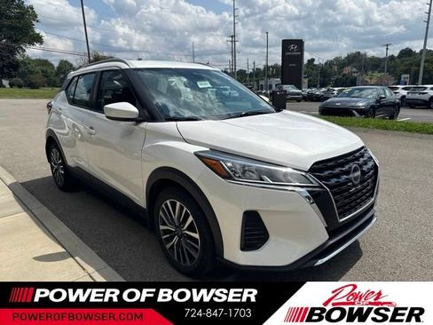 Used 2022 Nissan Kicks SV FWD image 9