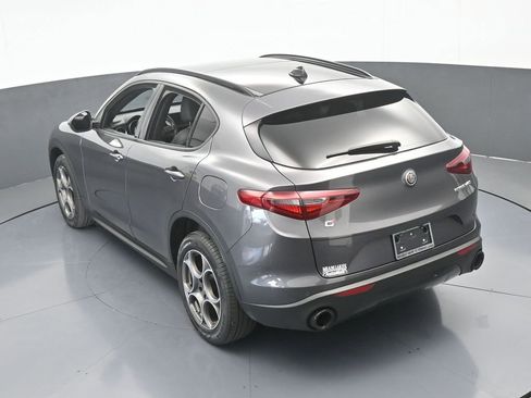 Used 2023 Alfa Romeo Stelvio Sprint image 52