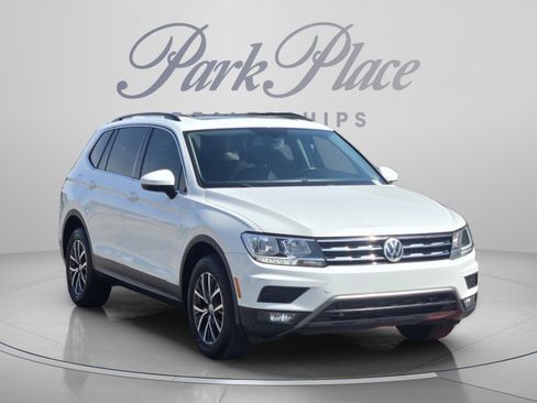 Used 2018 Volkswagen Tiguan SE FWD image 8