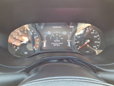 Used 2025 Jeep Compass Trailhawk AWD/4WD image 30