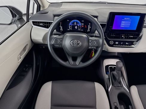 Used 2026 Toyota Corolla LE FWD image 27