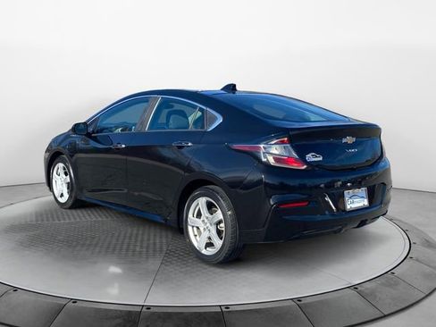 Used 2018 Chevrolet Volt LT image 3