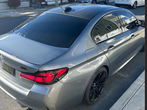Used 2023 BMW M5 w/ Executive Package image 3