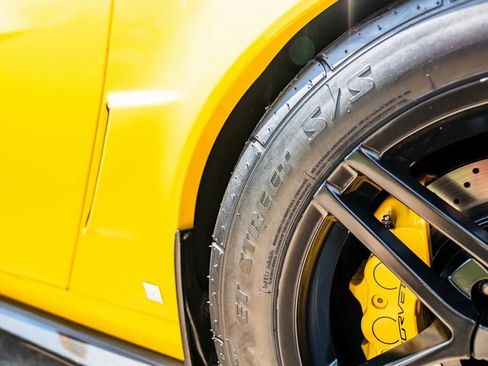 Used 2006 Chevrolet Corvette Z06 w/ Preferred Equipment Group image 49