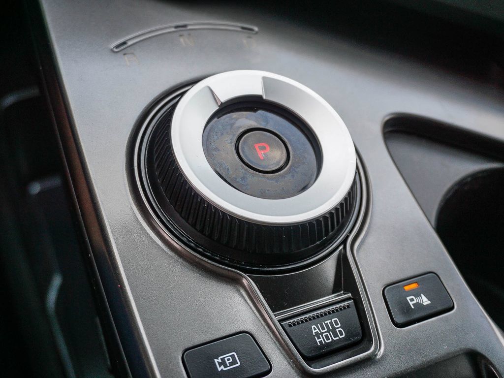 Certified 2024 Kia EV6 Light RWD image 48