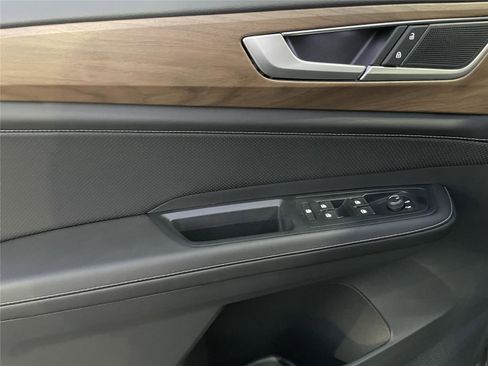 New 2026 Volkswagen Atlas SE image 25