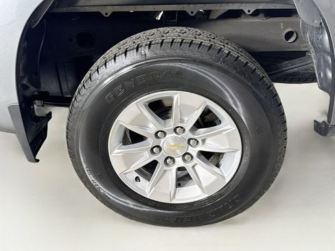 Used 2021 Chevrolet Silverado 1500 LT w/ LPO, Dark Essentials Package AWD/4WD image 31