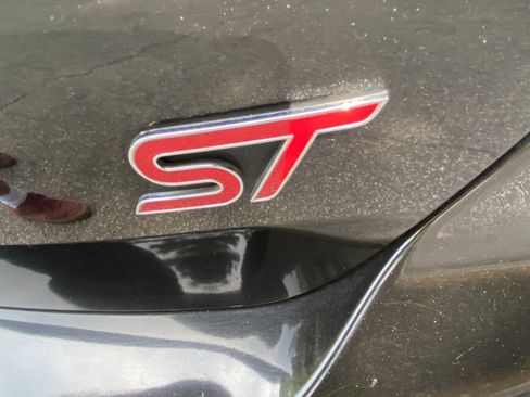 Used 2014 Ford Focus ST w/ Equipment Group 202A FWD image 41