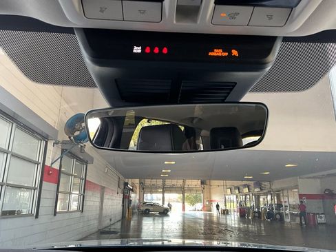 Used 2025 MAZDA CX-70 3.3 Turbo w/ Preferred Package image 18