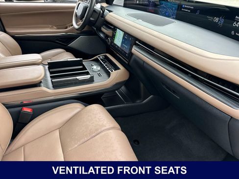 Used 2025 Lincoln Navigator Black Label AWD/4WD image 22