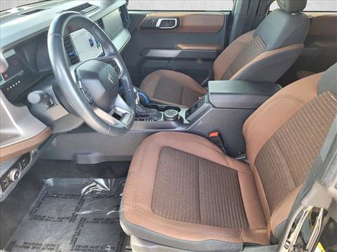 Used 2023 Ford Bronco Outer Banks image 15