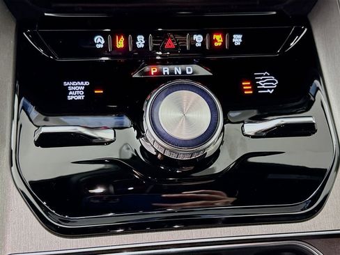 New 2026 Jeep Grand Wagoneer Limited AWD/4WD image 22