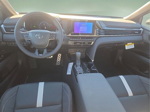 New 2026 Toyota Camry SE image 15