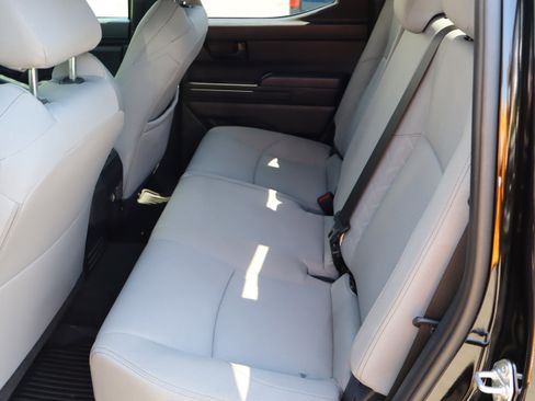 Used 2025 Toyota Tacoma SR5 image 34