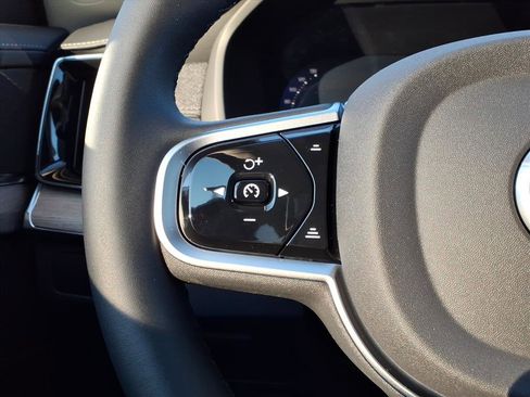 New 2026 Volvo XC90 T8 Plus w/ Protection Package Premier image 21