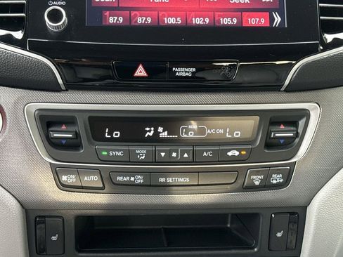 Used 2022 Honda Ridgeline RTL image 17