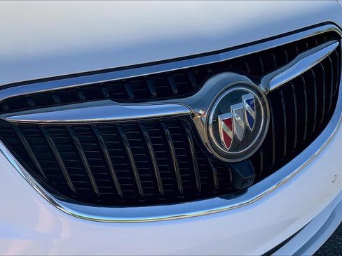 Used 2019 Buick Envision Premium w/ Driver Confidence Package image 33